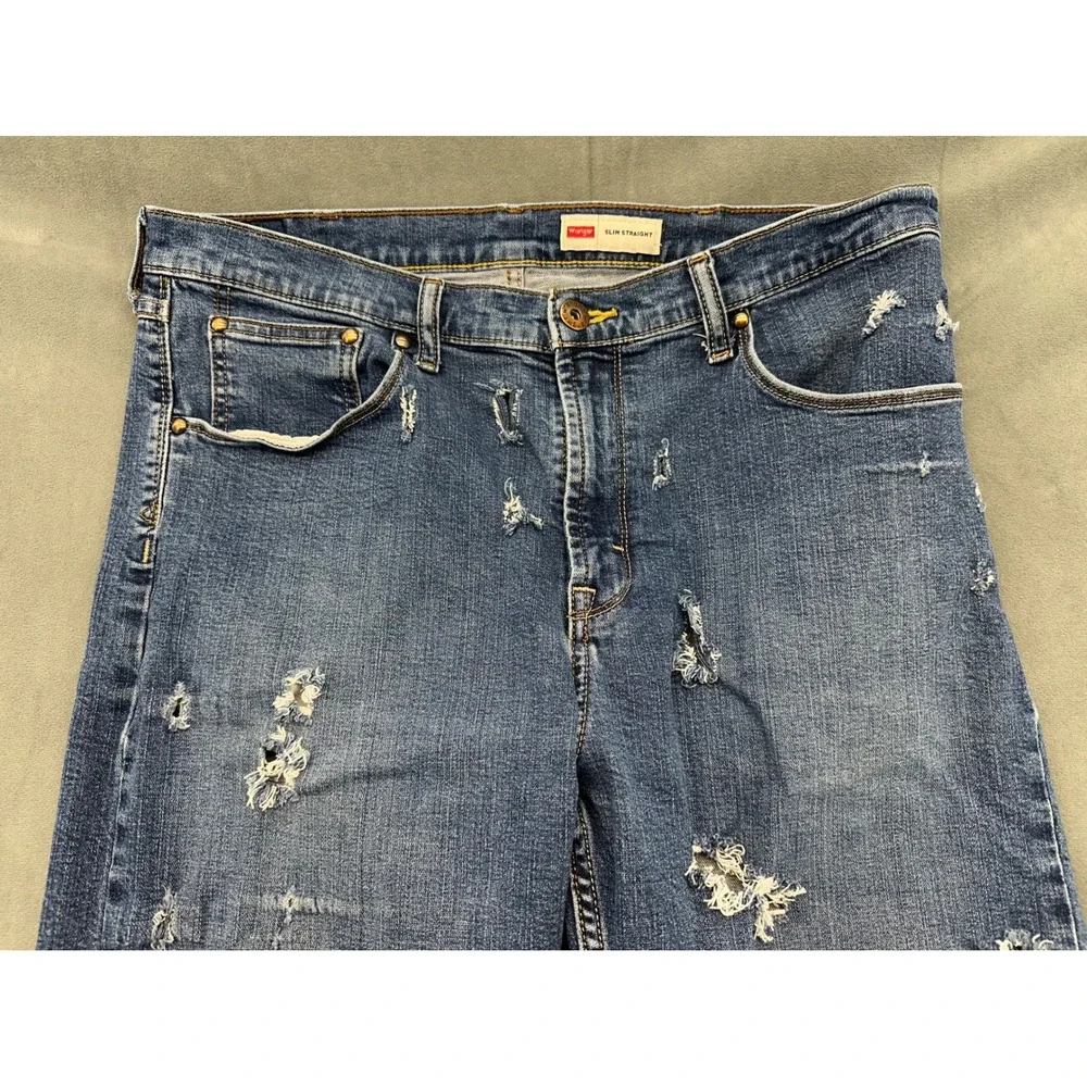 Wrangler‎ Slim Straight Distressed Jeans Mens 36x32 Blue Medium Wash 92SSWDX
